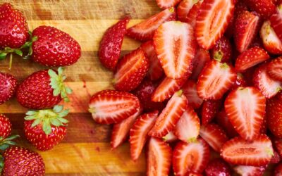 Les astuces pour obtenir une abondance de fraises dans votre jardin