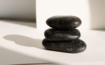 Créer une ambiance zen avec des galets décoratifs
